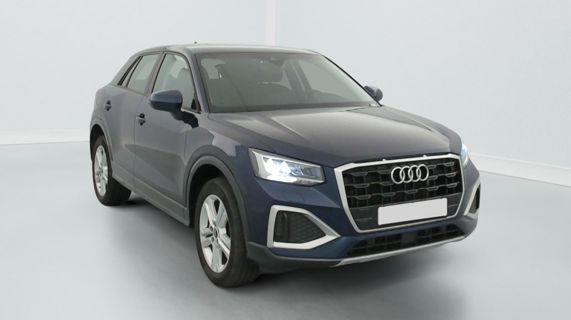 AUDI Q2 30 TFSI 110 BVM6 Design Bleu Navarre