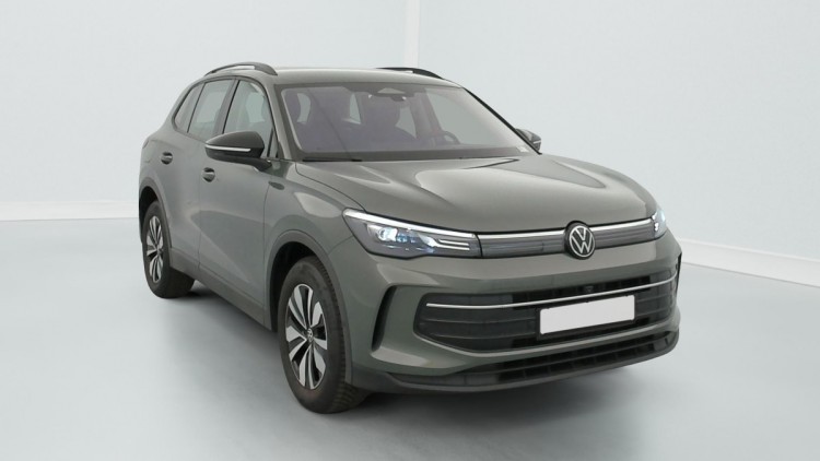 VOLKSWAGEN Tiguan 1.5 eTSI 131ch DSG7 Life Plus Vert Cipressino