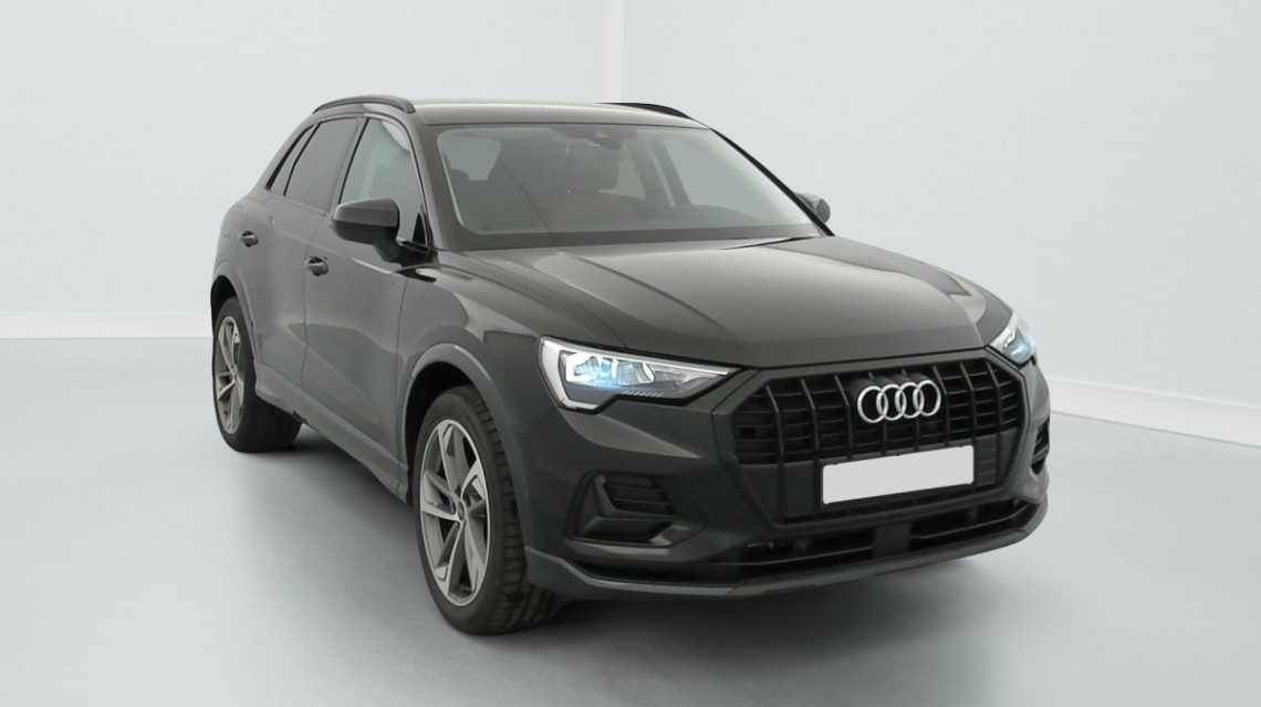 AUDI Q3 35 TDI 150 ch S tronic 7 Design Noir Mythic