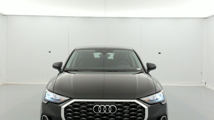 AUDI Q3 Sportback 35 TDI 150 ch S tronic 7 Design Noir Mythic
