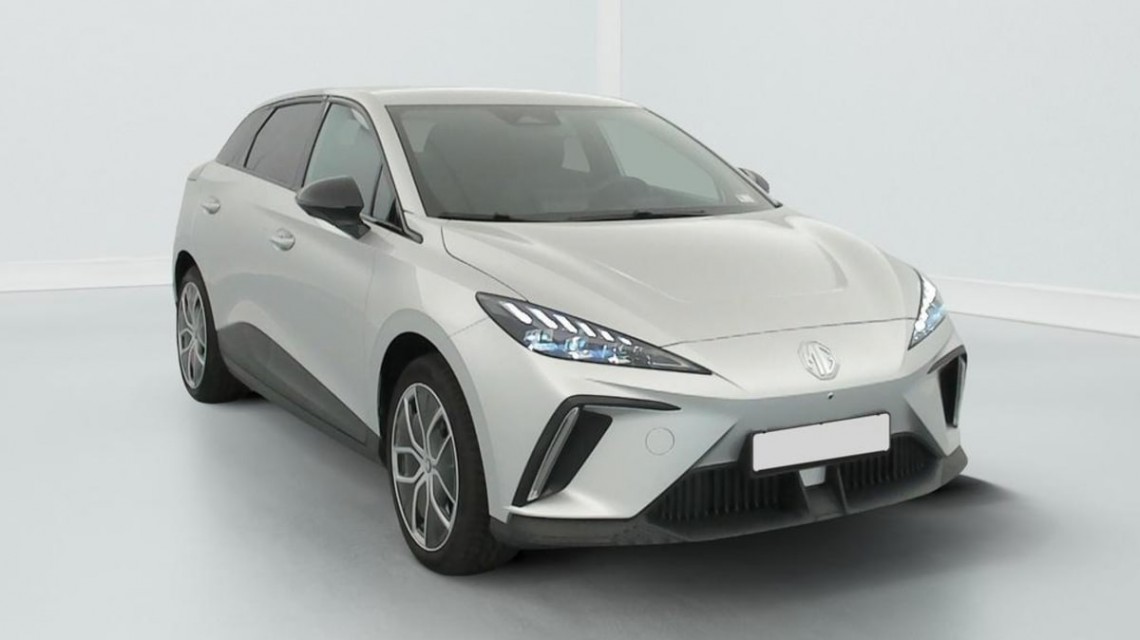 MG MG4 ELECTRIC 64KWH - 150 KW 2WD LUXURY Medal Silver