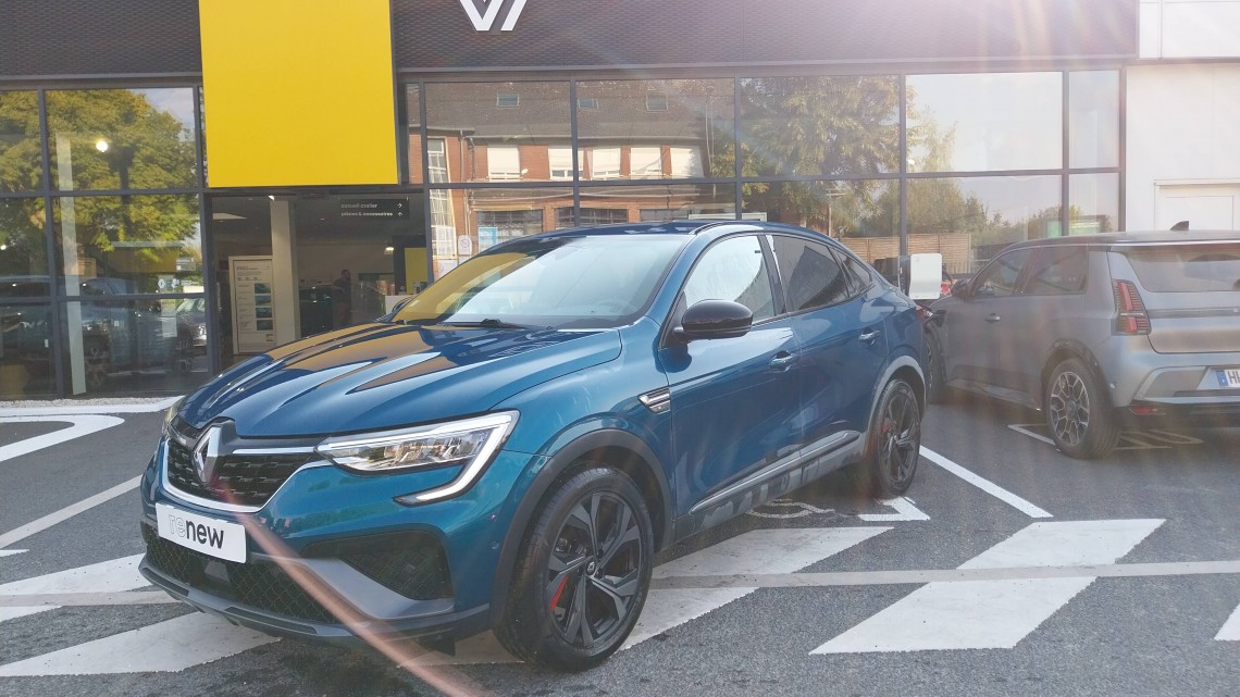 RENAULT Arkana E-Tech 145 21B R.S. Line 5p 