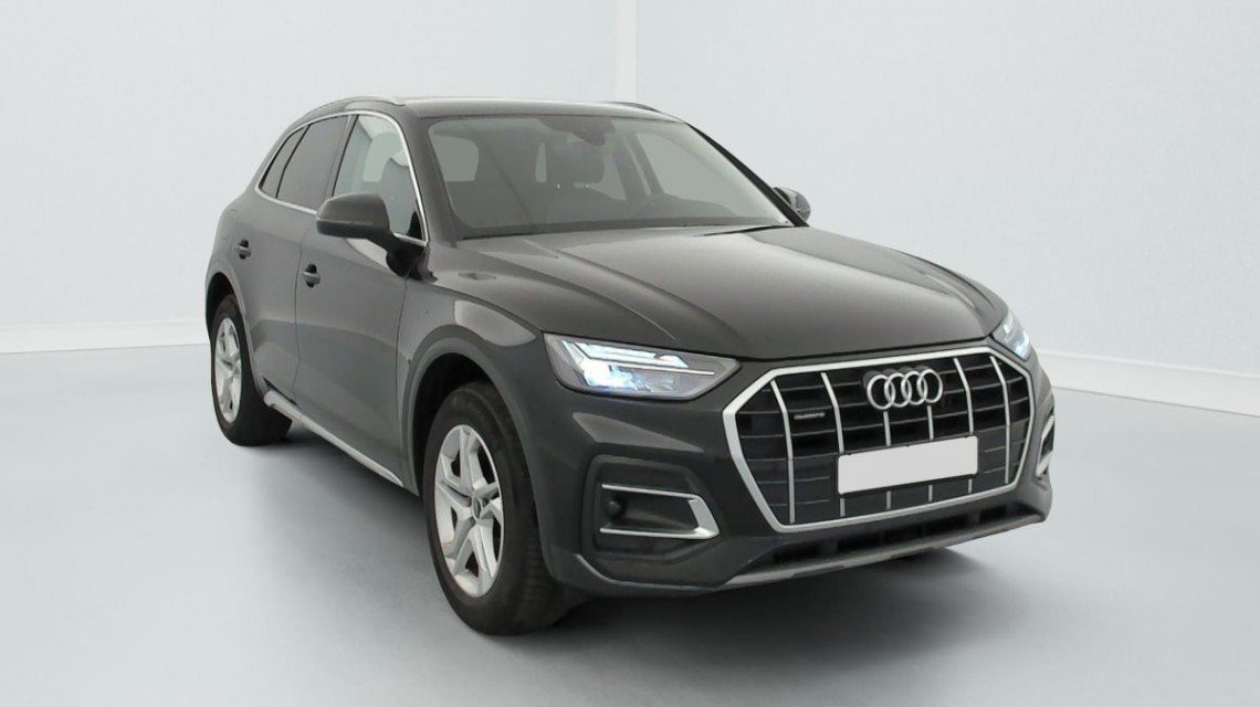 AUDI Q5 50 TFSIe 299 S tronic 7 Quattro Business Executive Noir Mythic
