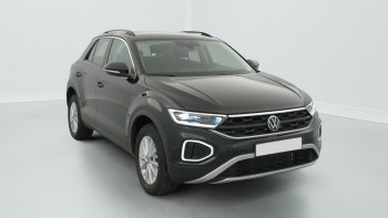 VOLKSWAGEN T-Roc 1.5 TSI EVO 150 START STOP DSG7 LIFE PLUS d’occasion 17205km révisée disponible à 