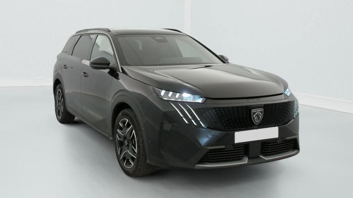 PEUGEOT 5008 HYBRID 145CH E-DCS6 GT Noir Perla Nera
