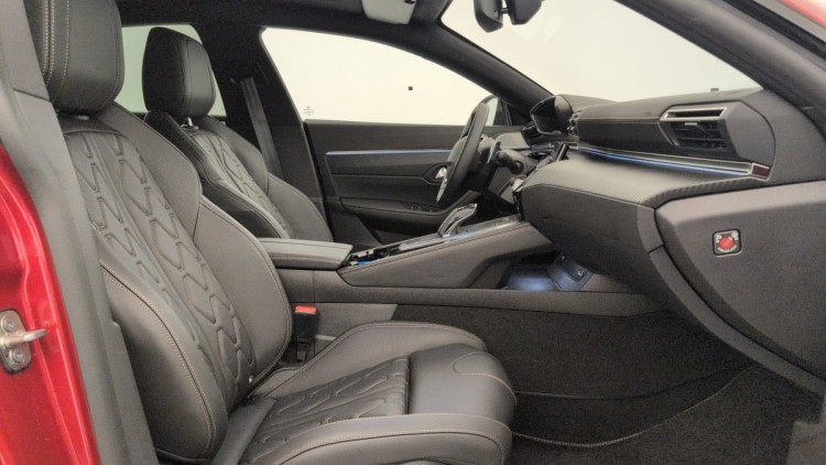 PEUGEOT 508 Hybrid 225 e-EAT8 GT Rouge Elixir