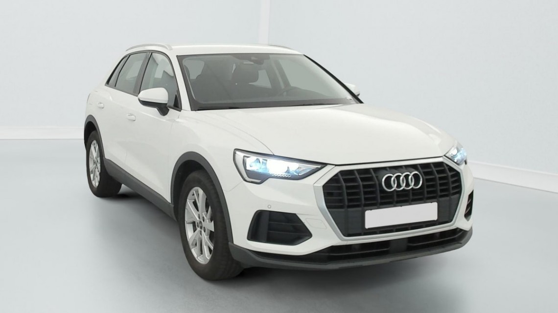 AUDI Q3 35 TDI 150 ch S tronic 7 Design Blanc Ibis