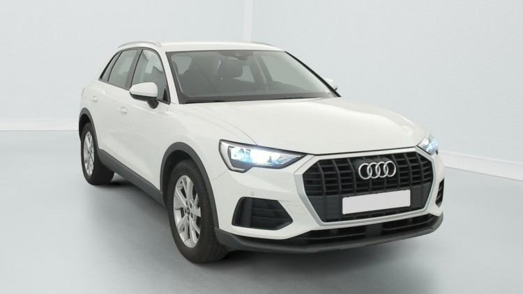 AUDI Q3 35 TDI 150 ch S tronic 7 Design Blanc Ibis
