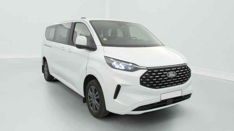 FORD Tourneo Custom 320 L2H1 2.0 EcoBlue 150 ch Titanium Blanc Glacier