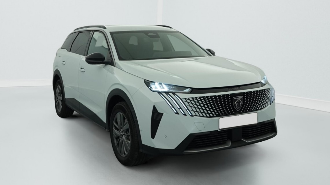PEUGEOT 5008 HYBRID 145 CH E-DCS6 ALLURE Blanc Okenite