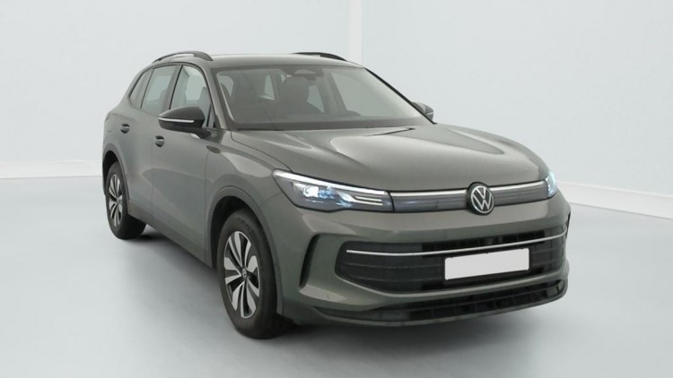 VOLKSWAGEN Tiguan 1.5 eTSI 131ch DSG7 Life Plus Vert Cipressino