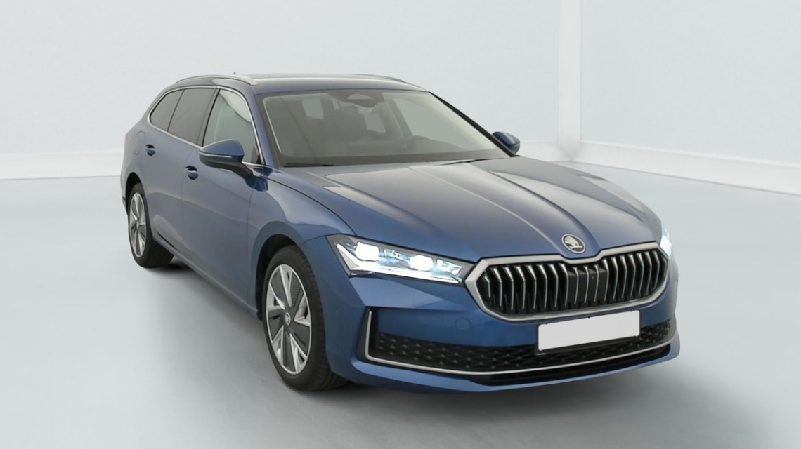 SKODA Superb Combi 2.0 TDI 150 ch SCR DSG7 Selection Bleu Cobalt