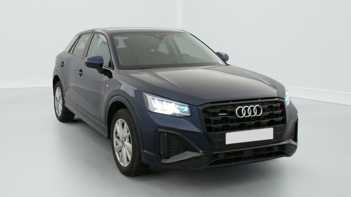 AUDI Q2 35 TDI 150 S tronic 7 quattro Design Luxe Bleu Navarre