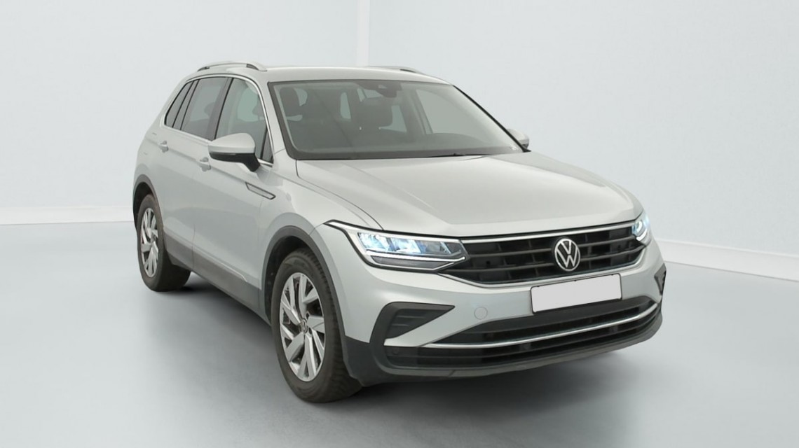 VOLKSWAGEN Tiguan 2.0 TDI 150CH DSG7 4MOTION LIFE Reflet d'Argent