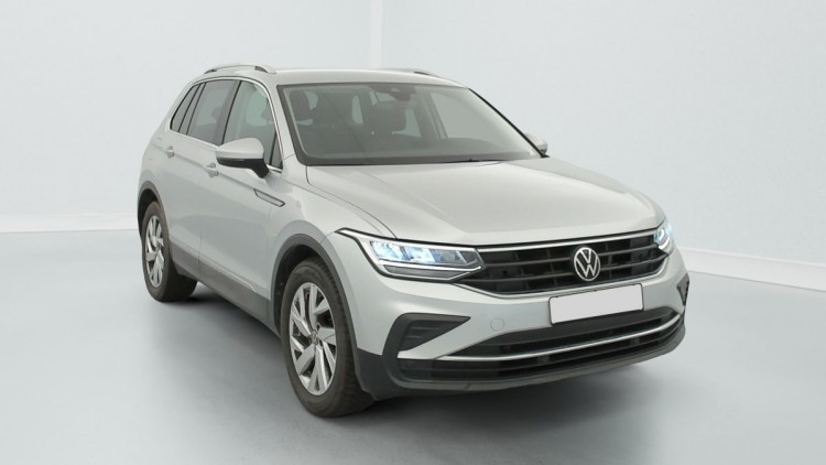 VOLKSWAGEN Tiguan 2.0 TDI 150CH DSG7 4MOTION LIFE Reflet d'Argent