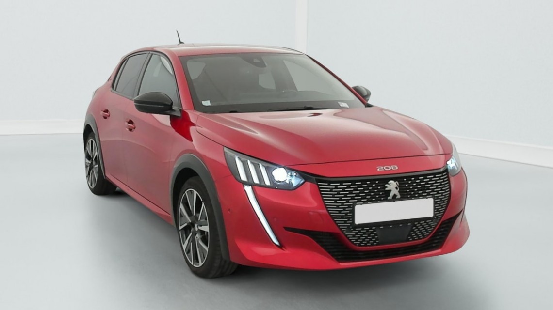 PEUGEOT 208 PureTech 100 S S EAT8 GT Rouge Elixir