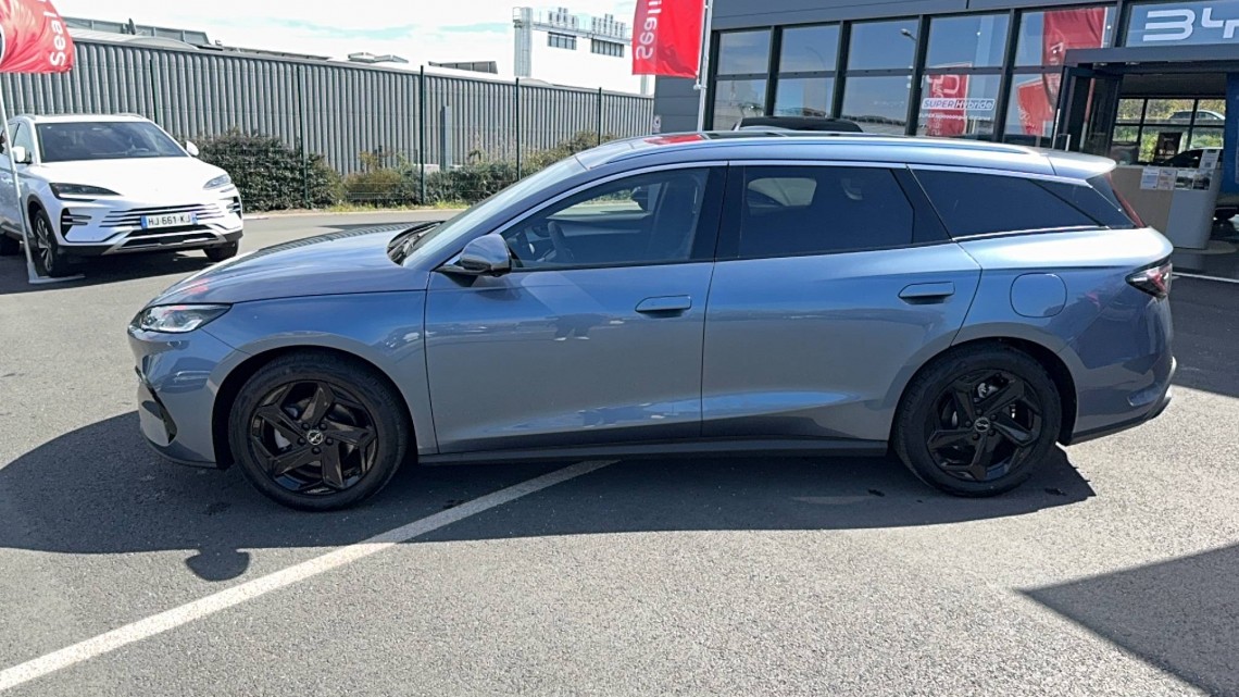 BYD Seal 6 Touring 1.5l DM-i 156 kW PHEV Comfort Lite 5p Bleu