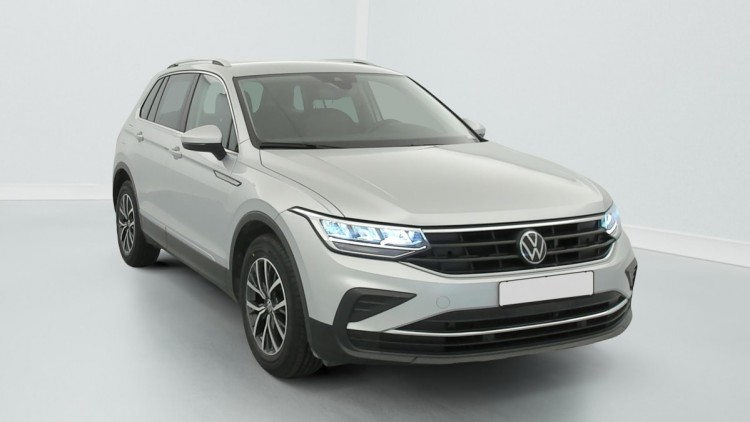 VOLKSWAGEN Tiguan 2.0 TDI 150ch DSG7 Life Plus Reflet d'Argent